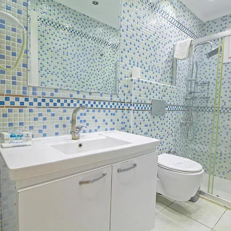 Zehra Hotel 2*