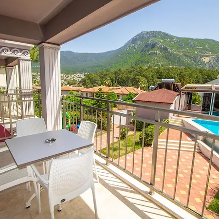 Zehra Hotel 2*