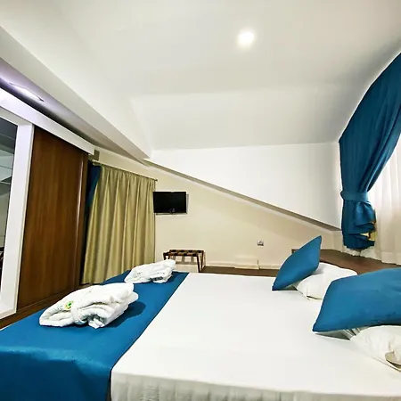 Zehra Hotel 2*