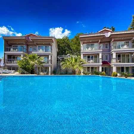 Zehra Hotel 2*