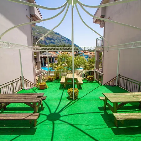 Zehra Hotel