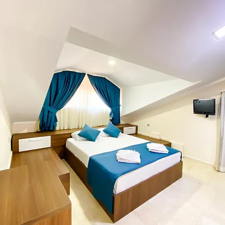 Zehra Hotell 2*